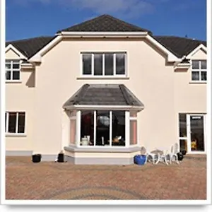 Bed & Breakfast Claremount House, Galway