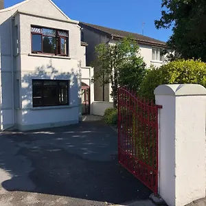 Bed & Breakfast Angela's House, Galway
